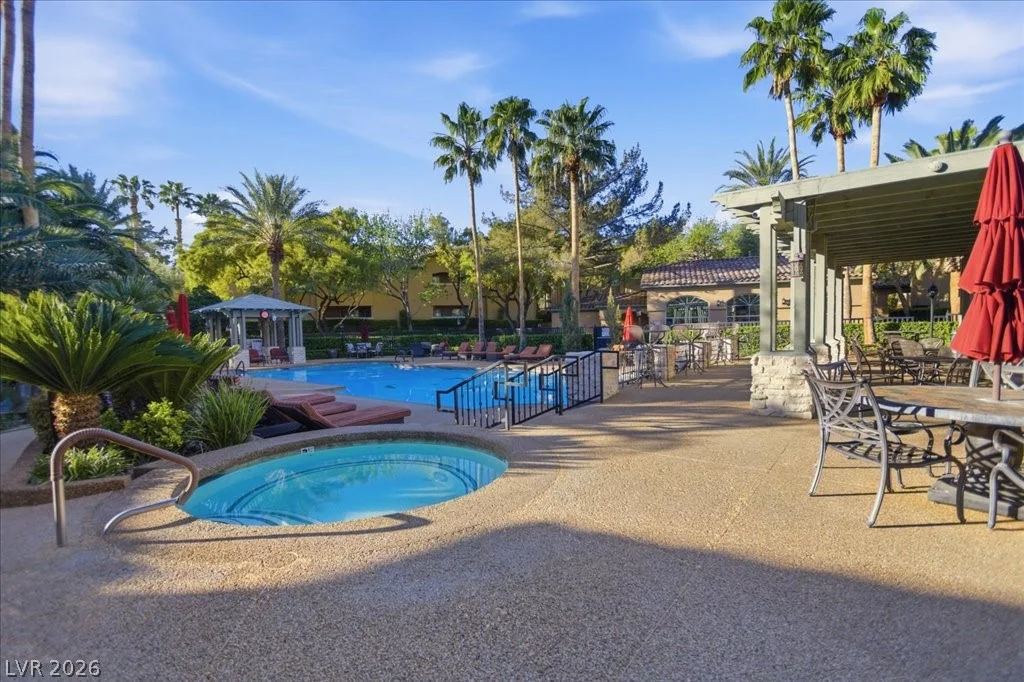 1700 Hills Of Red, Las Vegas, NV 89128