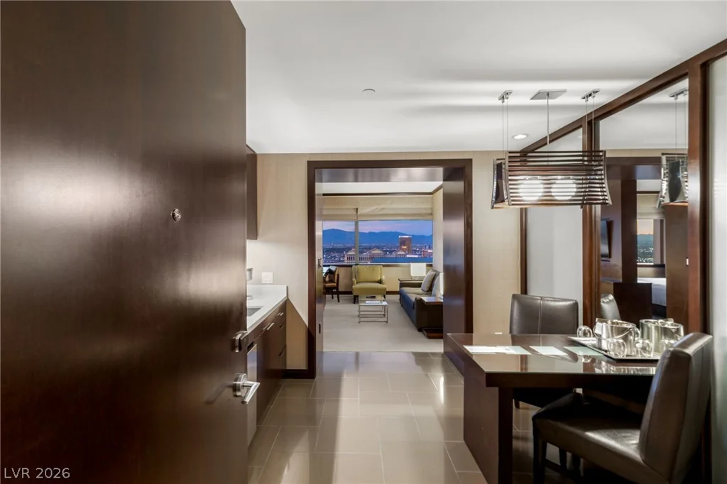 2600 Harmon, Las Vegas, NV 89158