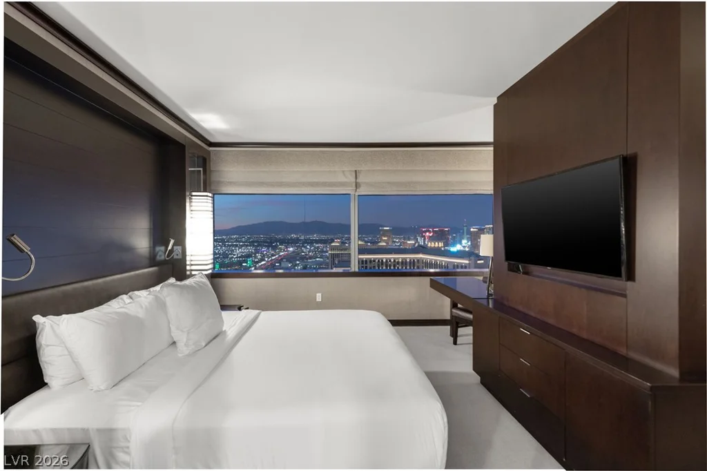 2600 Harmon, Las Vegas, NV 89158