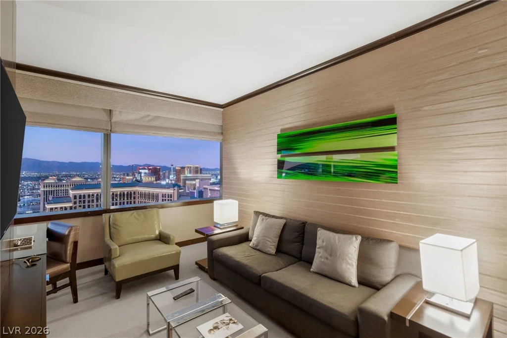 2600 Harmon, Las Vegas, NV 89158