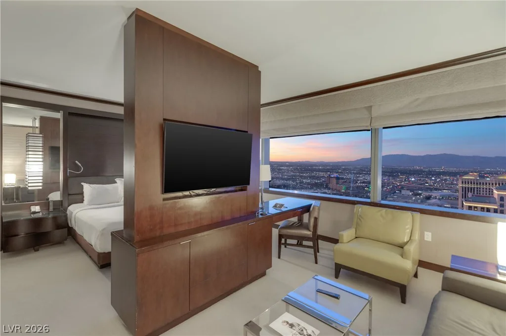 2600 Harmon, Las Vegas, NV 89158