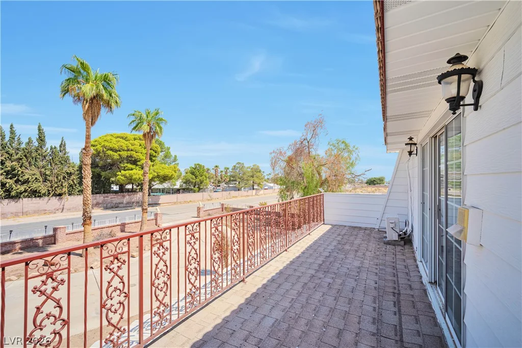 4065 Maulding, Las Vegas, NV 89139