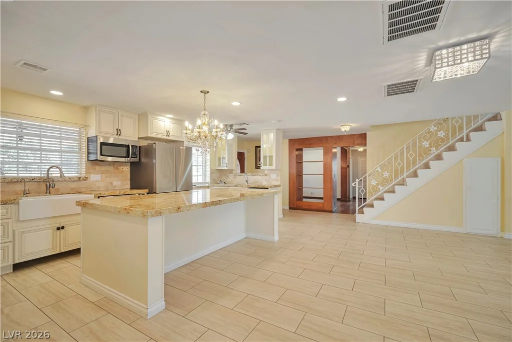 4065 Maulding, Las Vegas, NV 89139