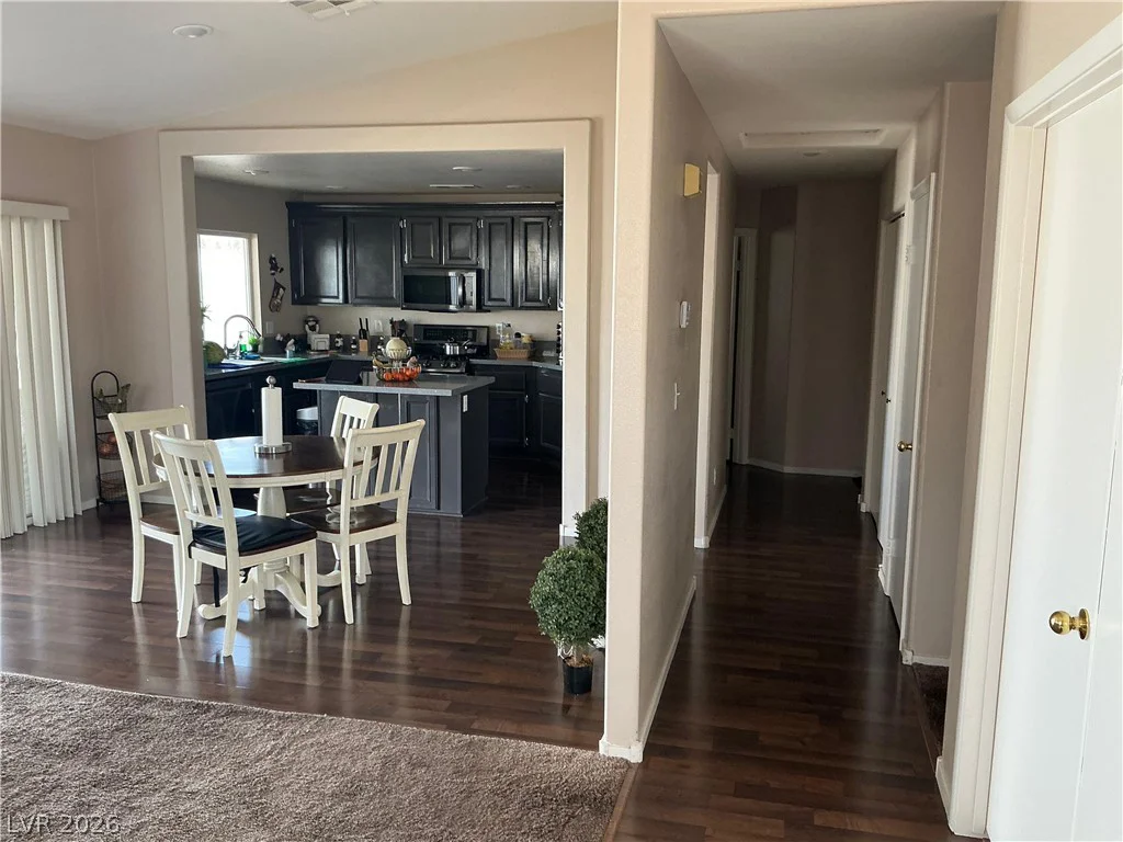 2220 Fountain Valley, North Las Vegas, NV 89031