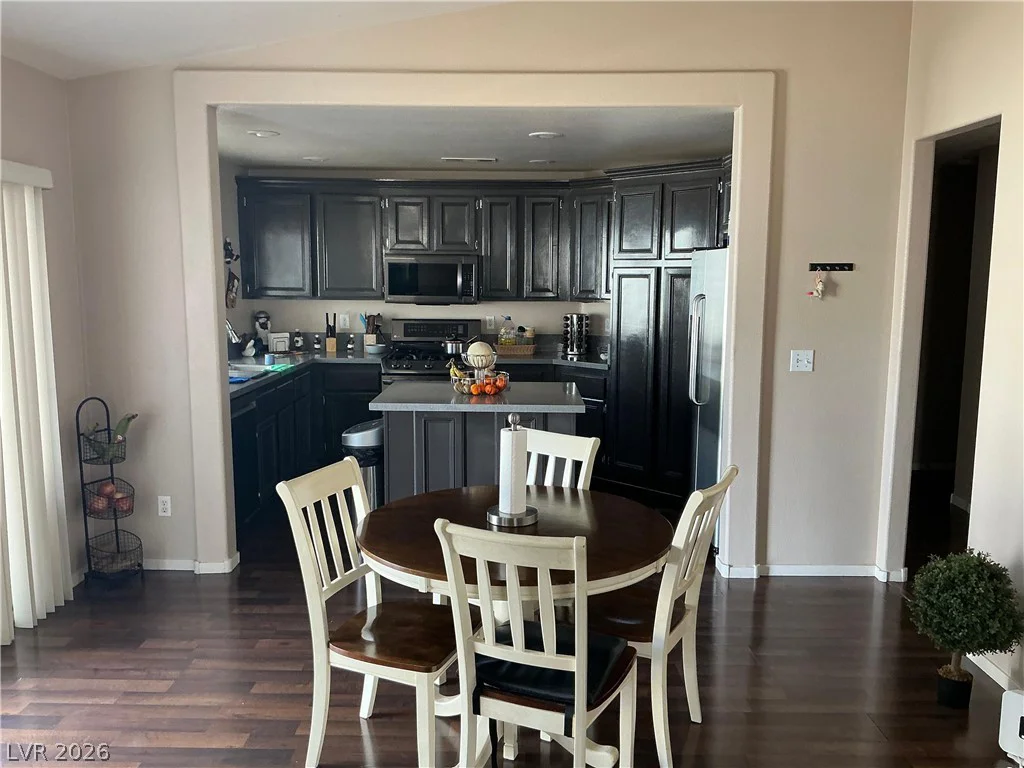 2220 Fountain Valley, North Las Vegas, NV 89031