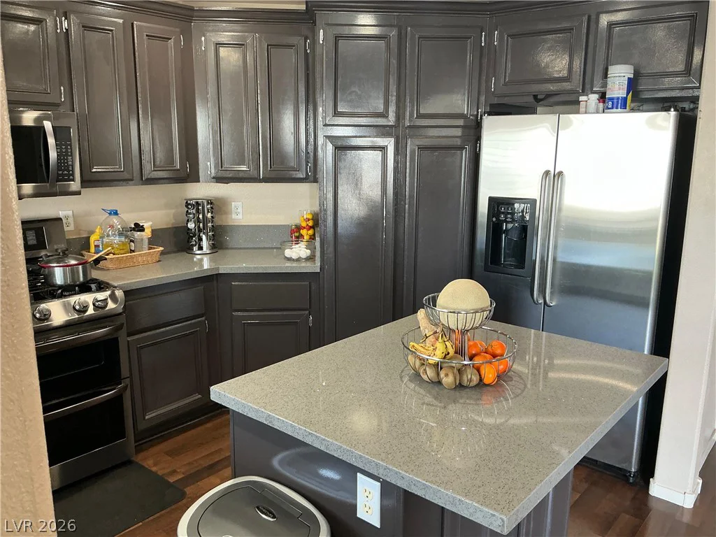 2220 Fountain Valley, North Las Vegas, NV 89031