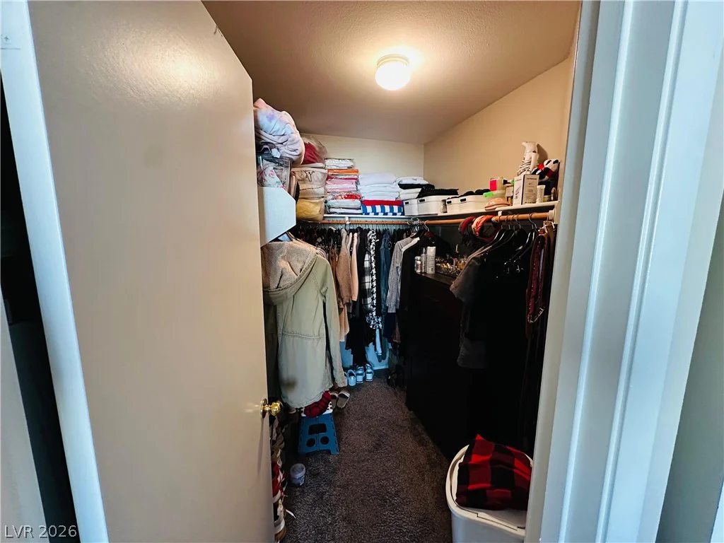2220 Fountain Valley, North Las Vegas, NV 89031
