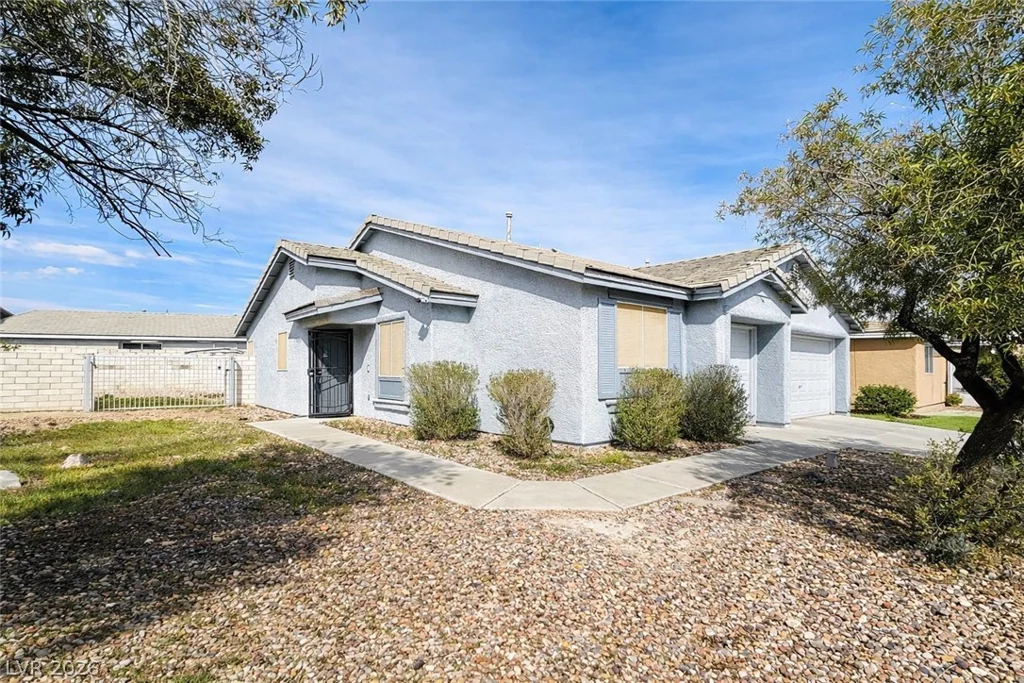 2220 Fountain Valley, North Las Vegas, NV 89031