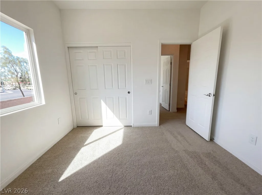 10125 Herons Rise, Las Vegas, NV 89141