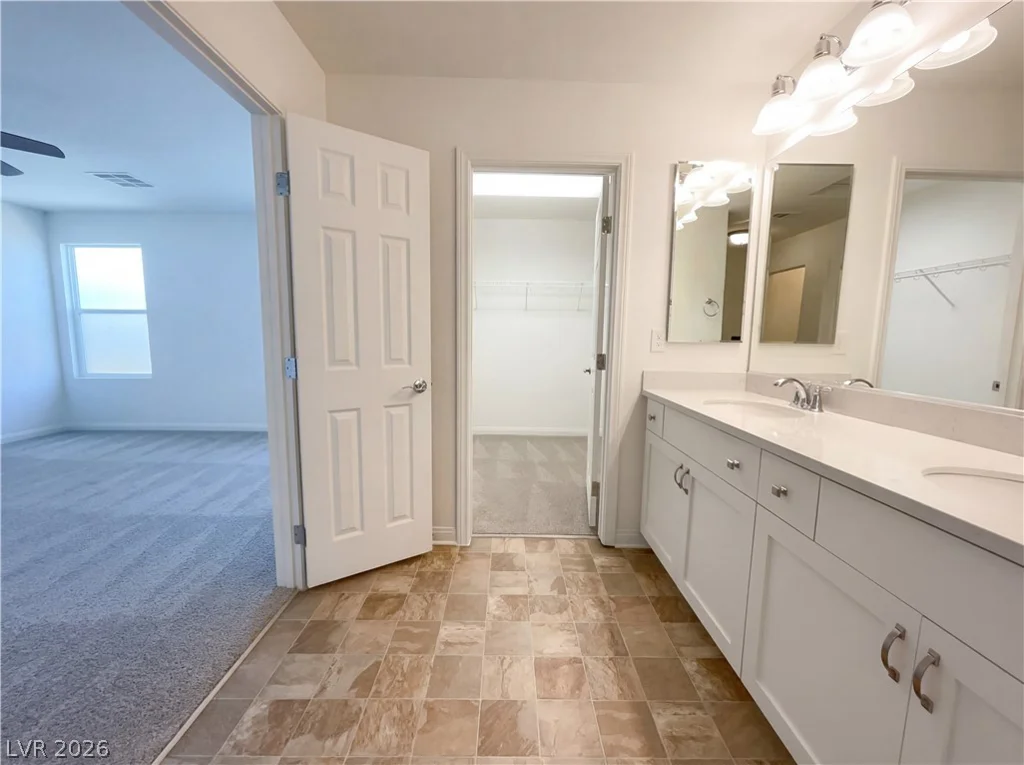 10125 Herons Rise, Las Vegas, NV 89141