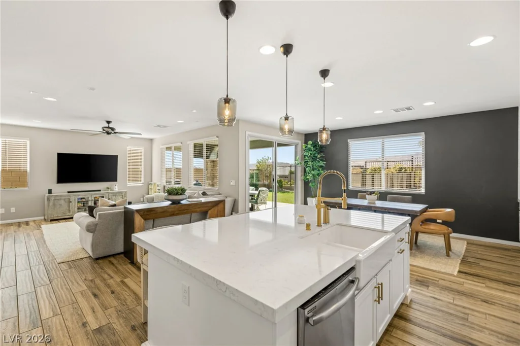 12477 Dolan Point, Las Vegas, NV 89138