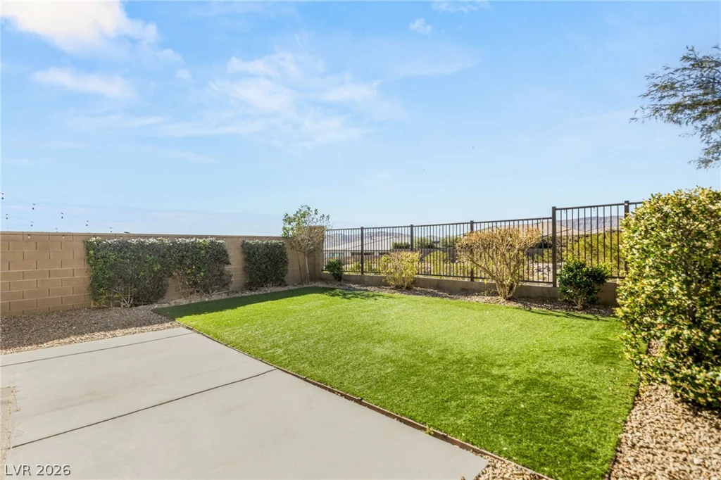 12477 Dolan Point, Las Vegas, NV 89138