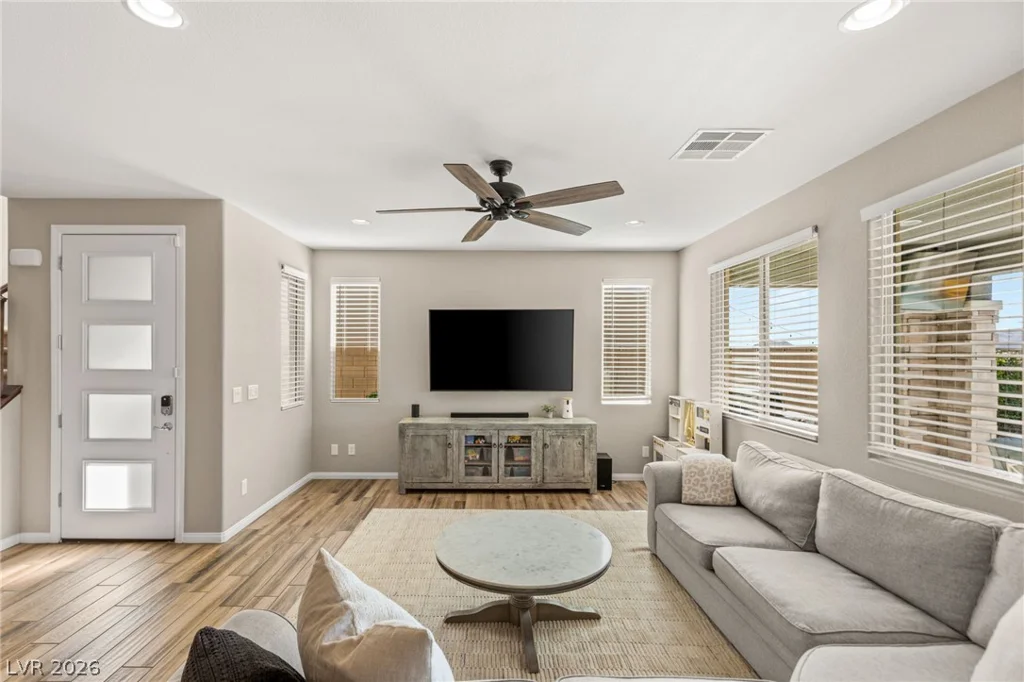 12477 Dolan Point, Las Vegas, NV 89138
