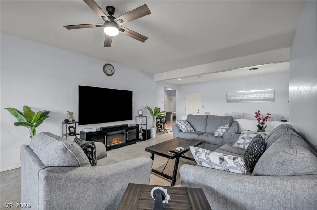 3787 Budenny, Las Vegas, NV 89122