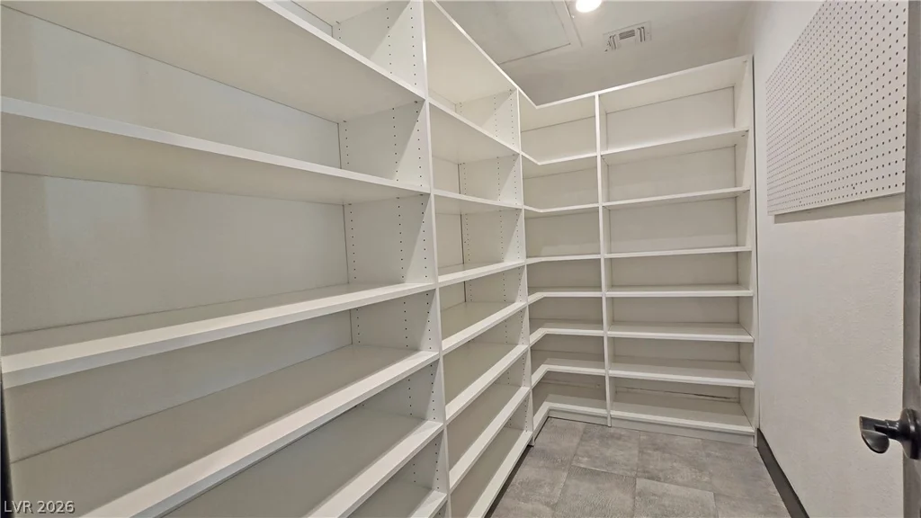 2870 Belcastro, Las Vegas, NV 89117