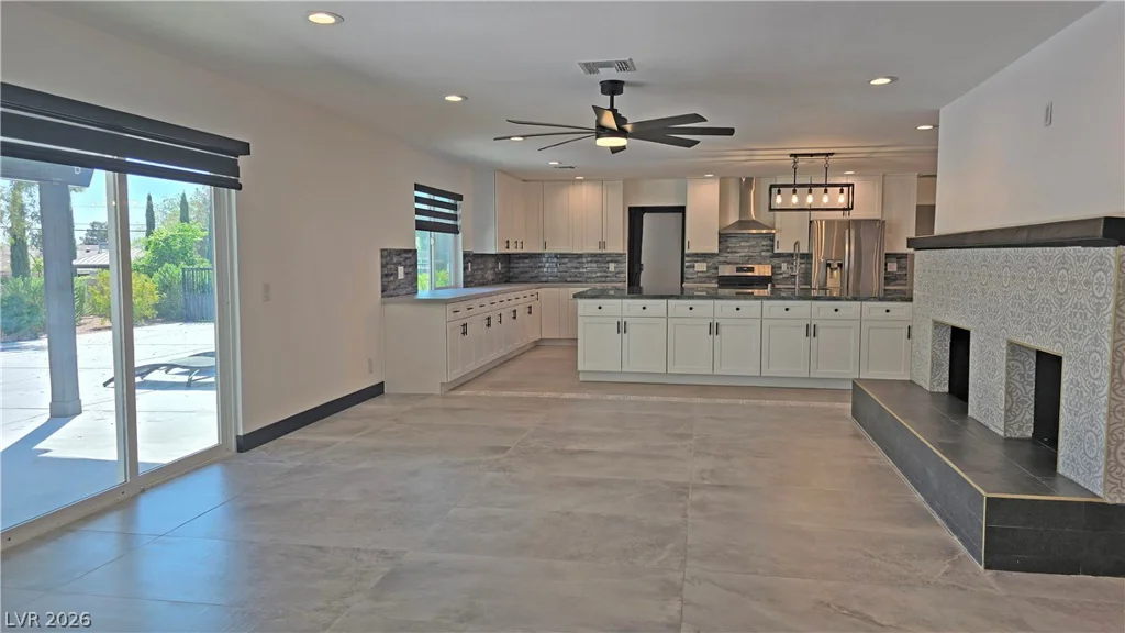 2870 Belcastro, Las Vegas, NV 89117