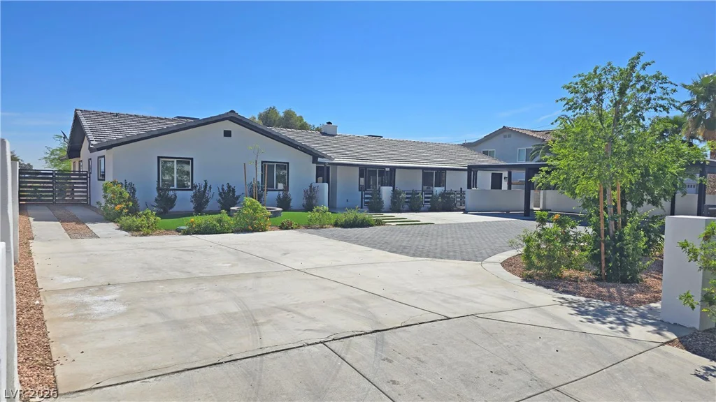 2870 Belcastro, Las Vegas, NV 89117
