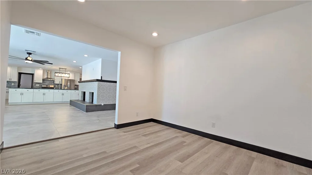 2870 Belcastro, Las Vegas, NV 89117