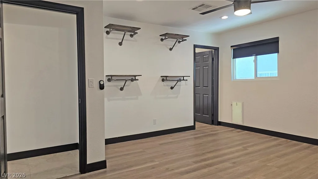 2870 Belcastro, Las Vegas, NV 89117