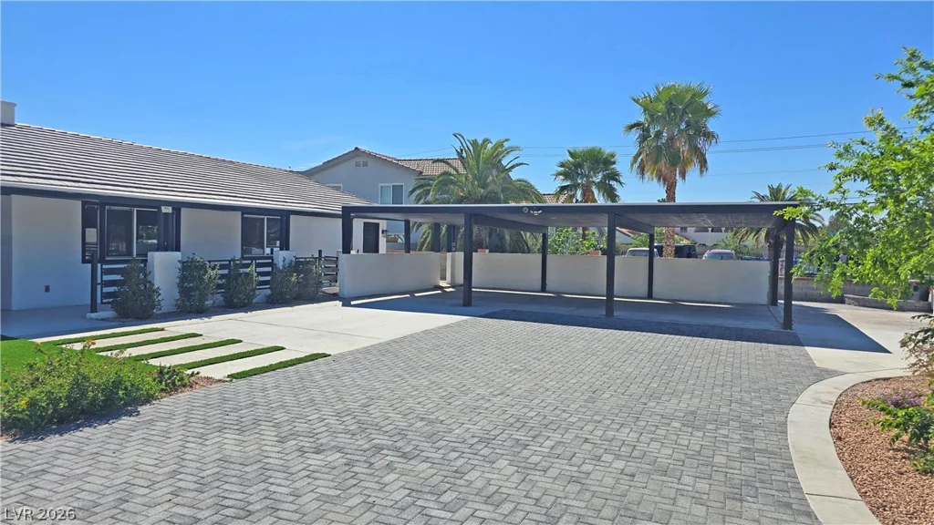 2870 Belcastro, Las Vegas, NV 89117