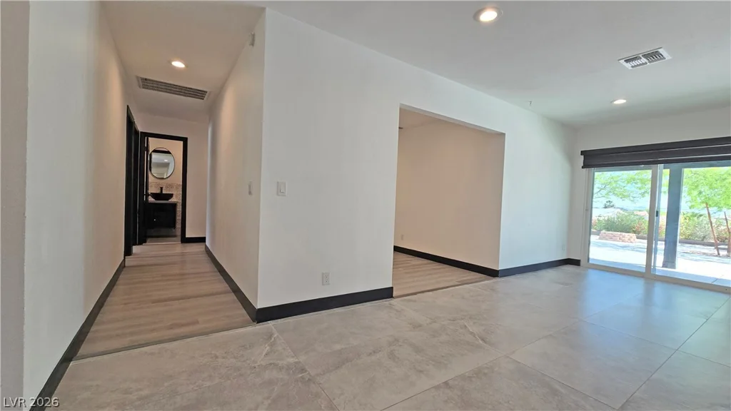 2870 Belcastro, Las Vegas, NV 89117