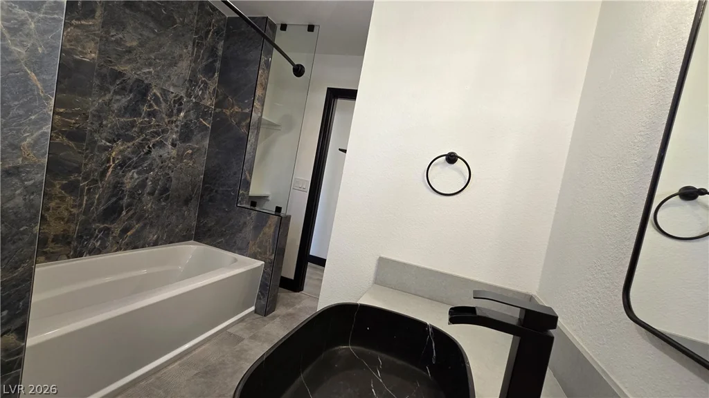 2870 Belcastro, Las Vegas, NV 89117