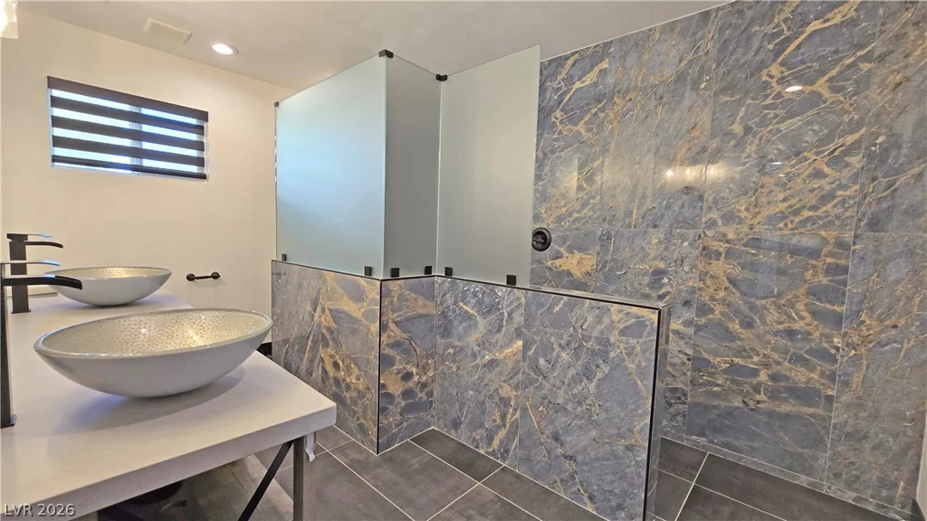 2870 Belcastro, Las Vegas, NV 89117