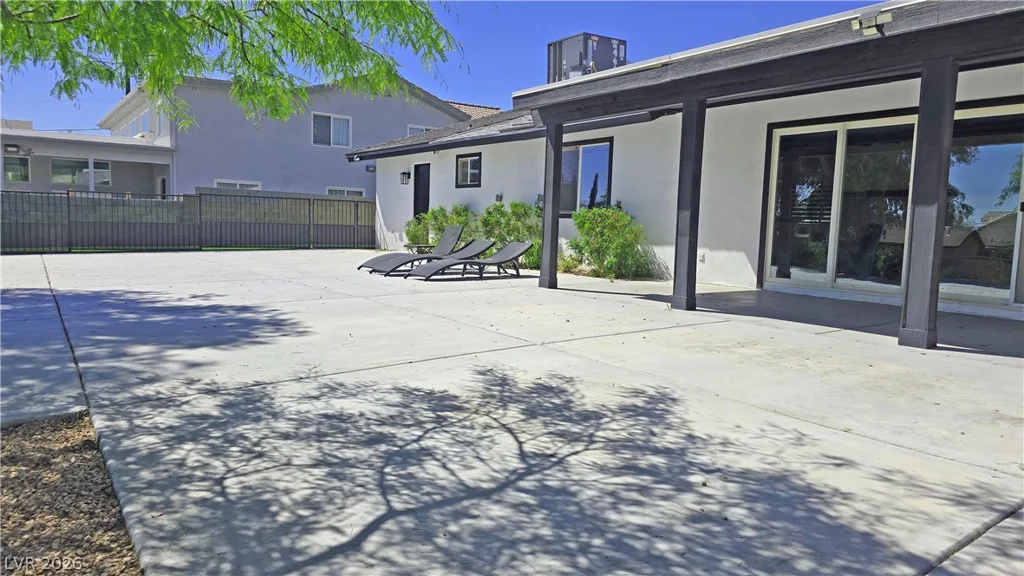 2870 Belcastro, Las Vegas, NV 89117