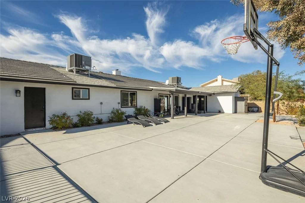 2870 Belcastro, Las Vegas, NV 89117