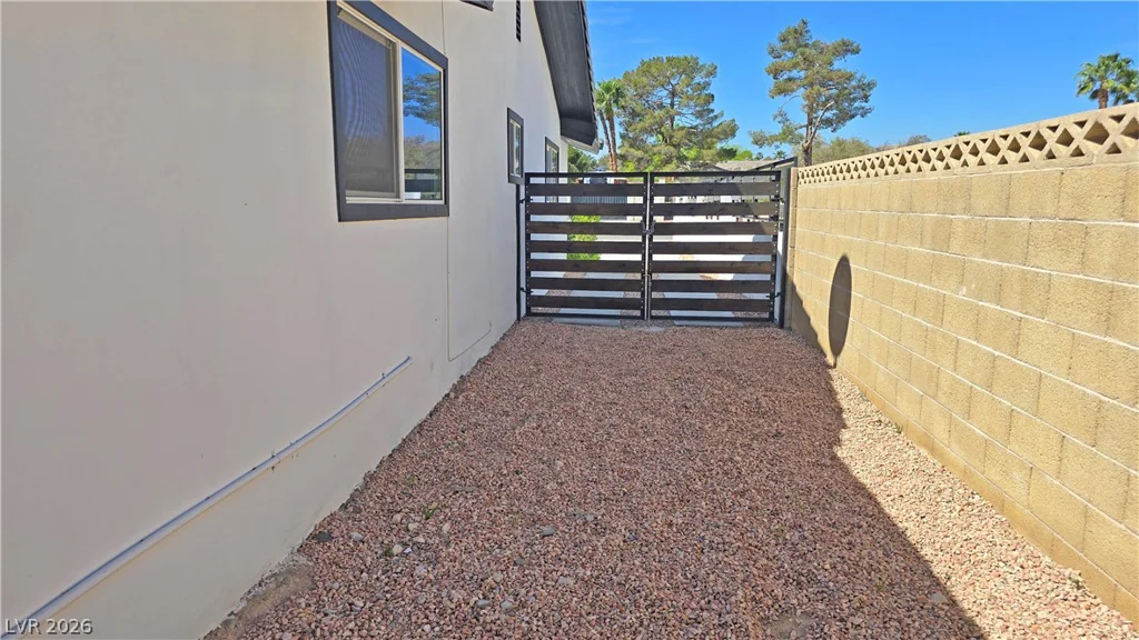 2870 Belcastro, Las Vegas, NV 89117
