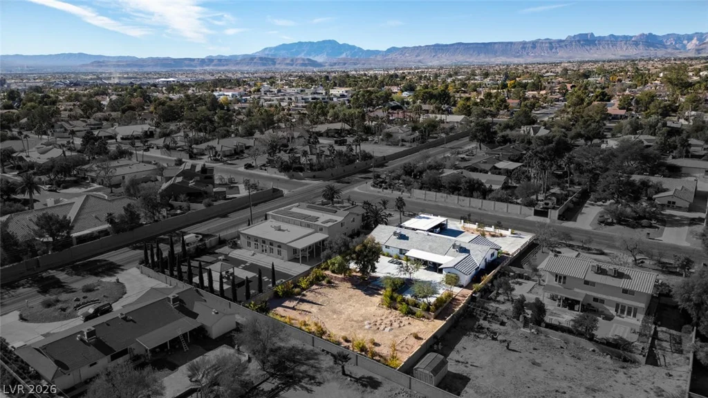 2870 Belcastro, Las Vegas, NV 89117