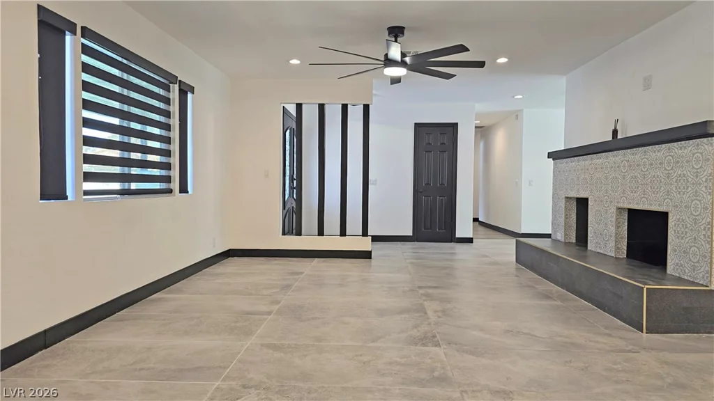 2870 Belcastro, Las Vegas, NV 89117
