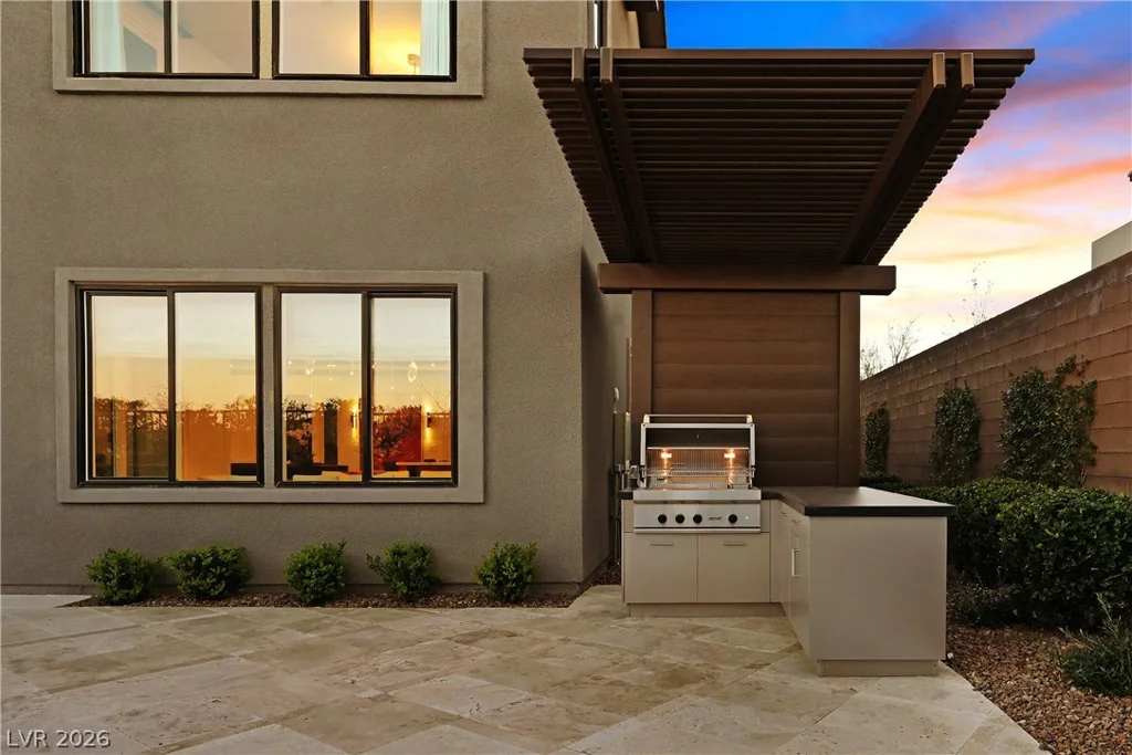 12070 Granite Canyon, Las Vegas, NV 89138