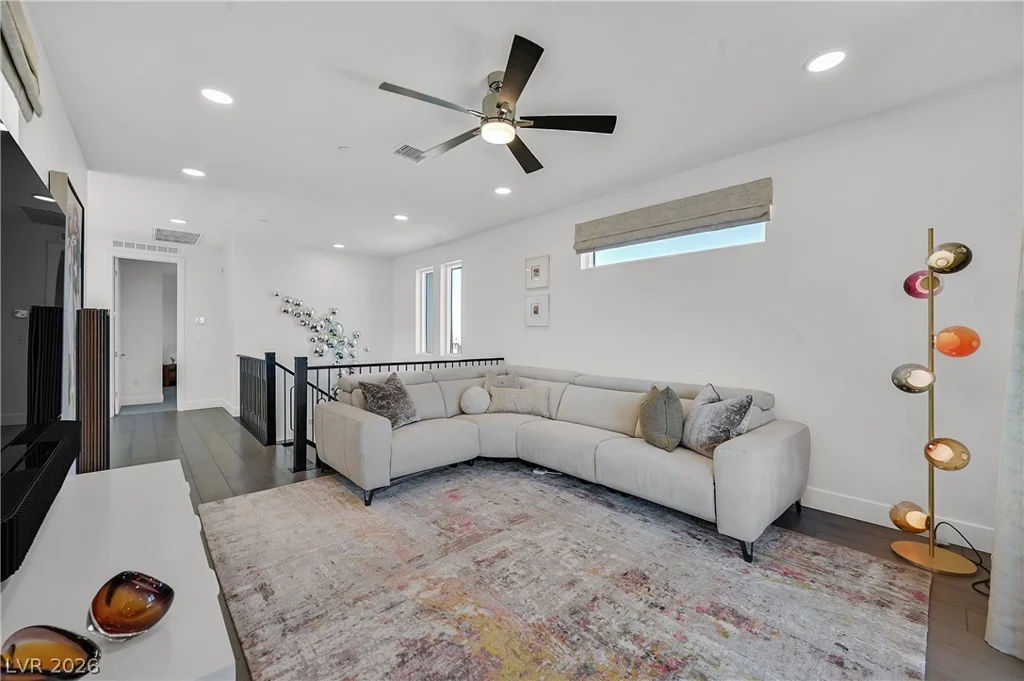 12070 Granite Canyon, Las Vegas, NV 89138