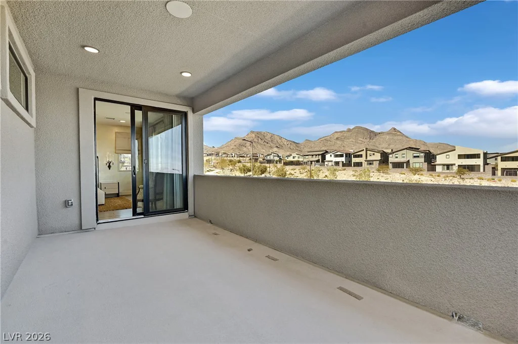 12070 Granite Canyon, Las Vegas, NV 89138