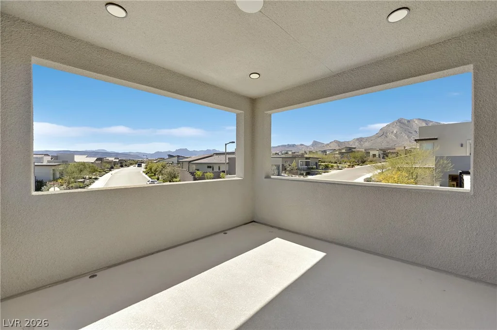 12070 Granite Canyon, Las Vegas, NV 89138