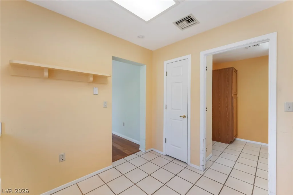 2601 Desert Sands, Las Vegas, NV 89134