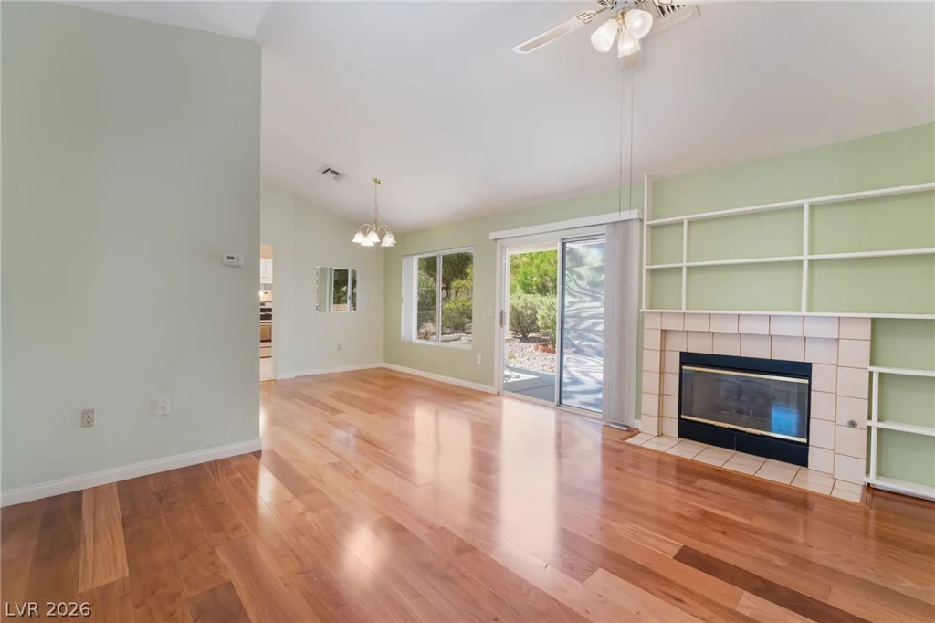 2601 Desert Sands, Las Vegas, NV 89134