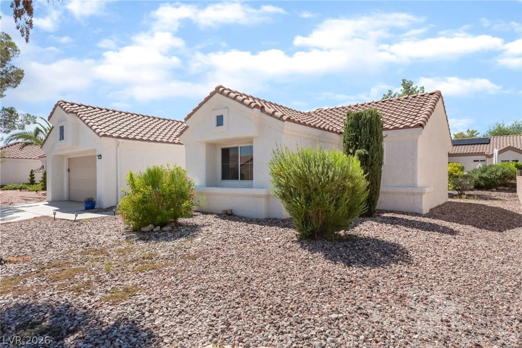 2601 Desert Sands, Las Vegas, NV 89134