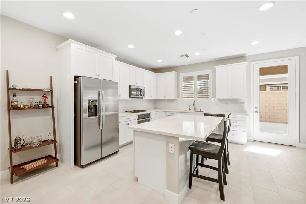 366 Silva, Henderson, NV 89011