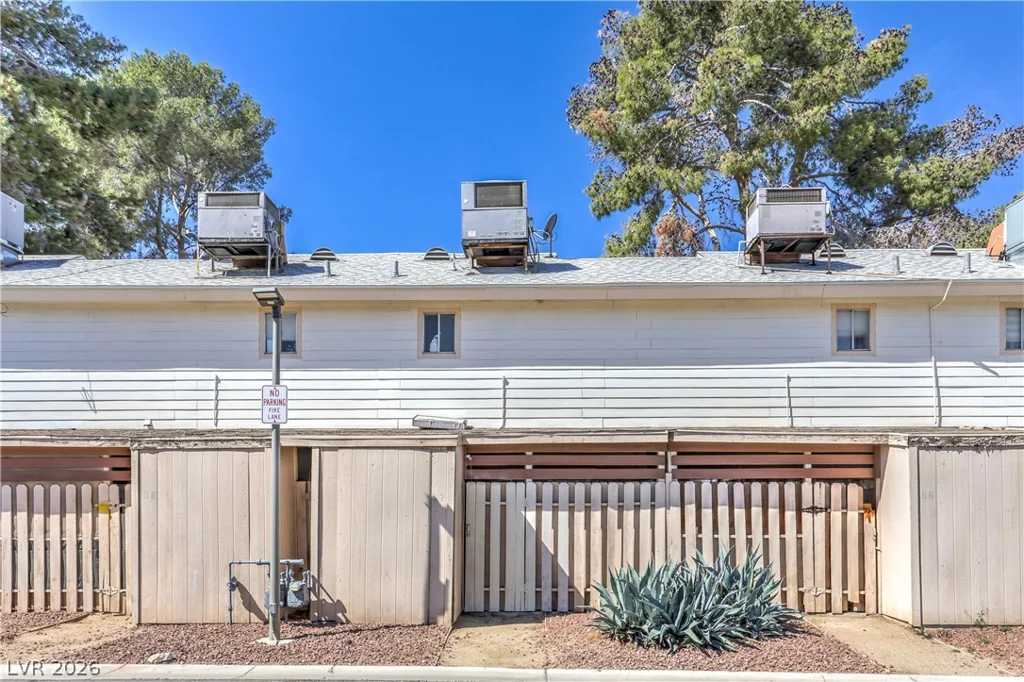4770 Topaz, Las Vegas, NV 89121