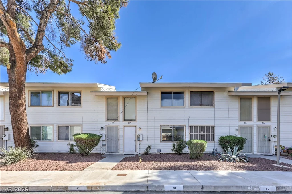 4770 Topaz, Las Vegas, NV 89121