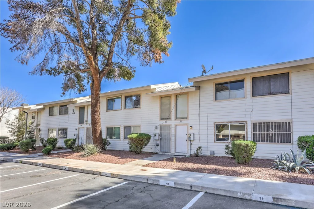 4770 Topaz, Las Vegas, NV 89121