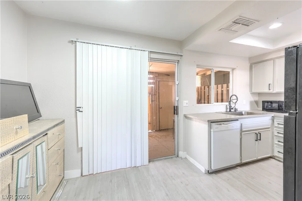 4770 Topaz, Las Vegas, NV 89121