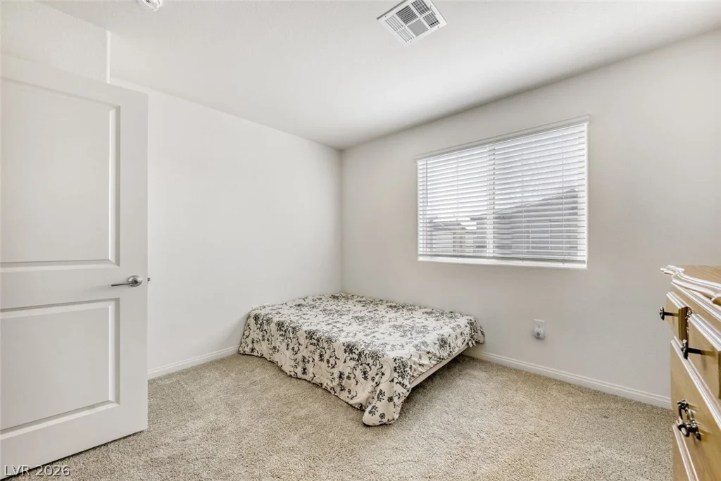 2758 Champagne Gold, North Las Vegas, NV 89086
