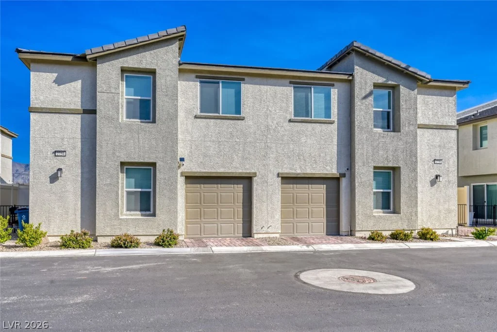 2758 Champagne Gold, North Las Vegas, NV 89086