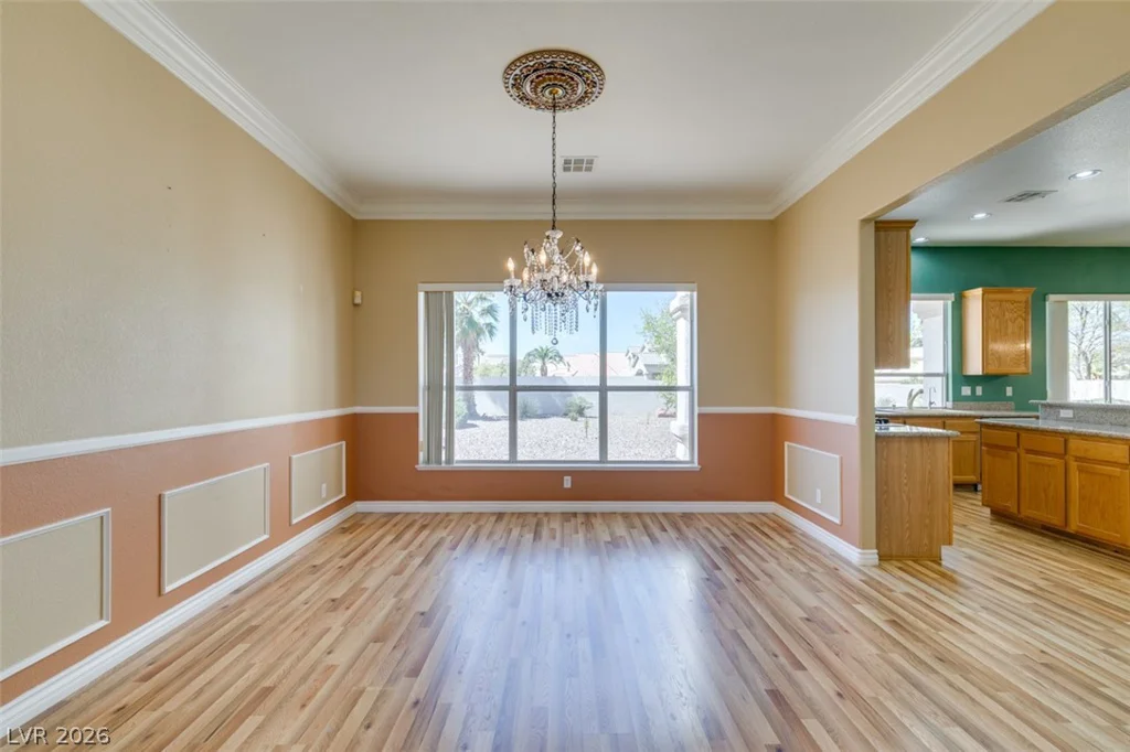 10019 La Cienega, Las Vegas, NV 89183
