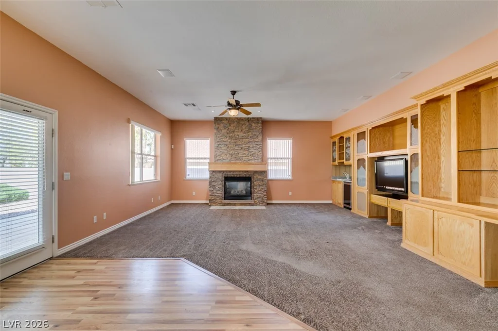 10019 La Cienega, Las Vegas, NV 89183