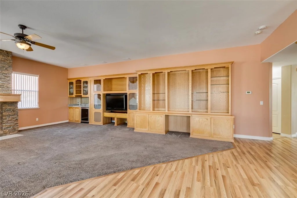 10019 La Cienega, Las Vegas, NV 89183