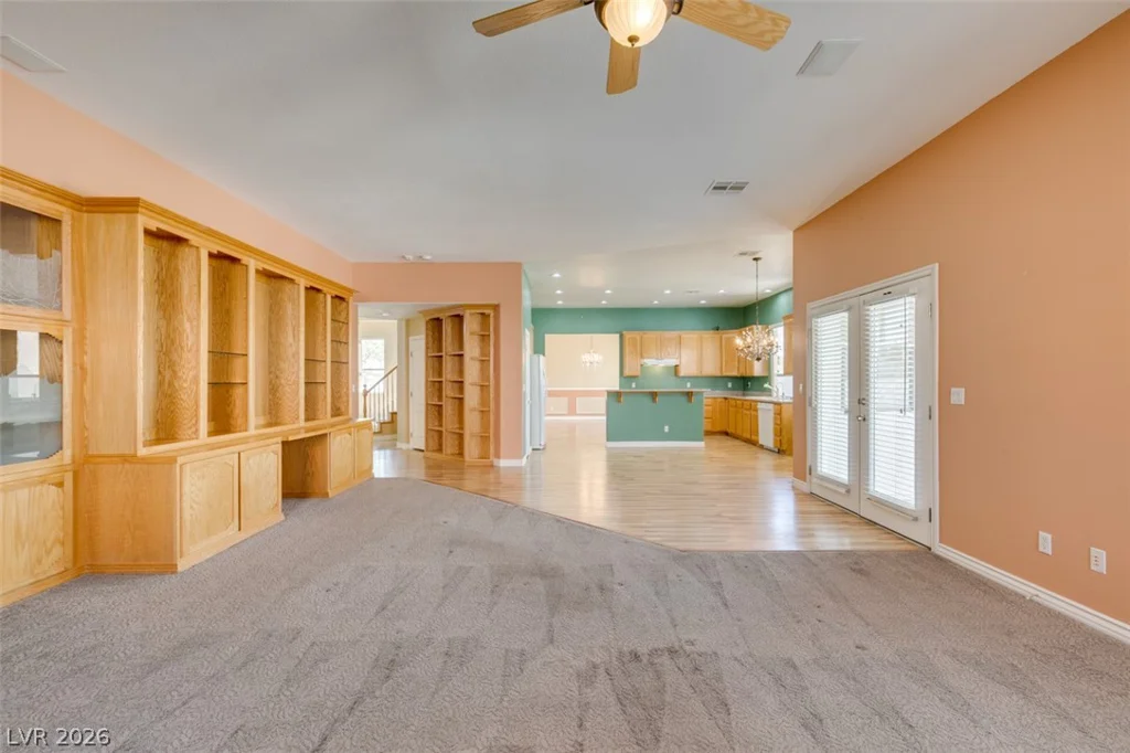 10019 La Cienega, Las Vegas, NV 89183